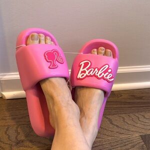 Barbie x Miniso collection Puffy Cloud Slides NWT size L 39 40